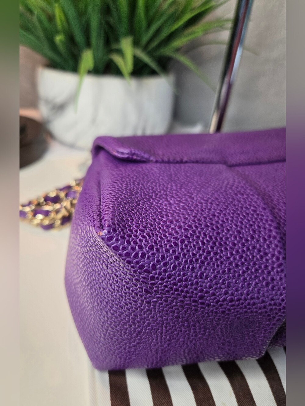 Henri Bendel Milliner Purple Pebbled Leather Chain Crossbody Shoulder Bag - Picture 10 of 16